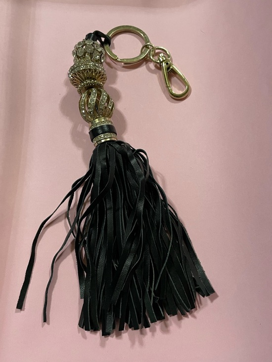 Unique Vintage Accessories - Long Leather Rhinestone Key Ring #9386